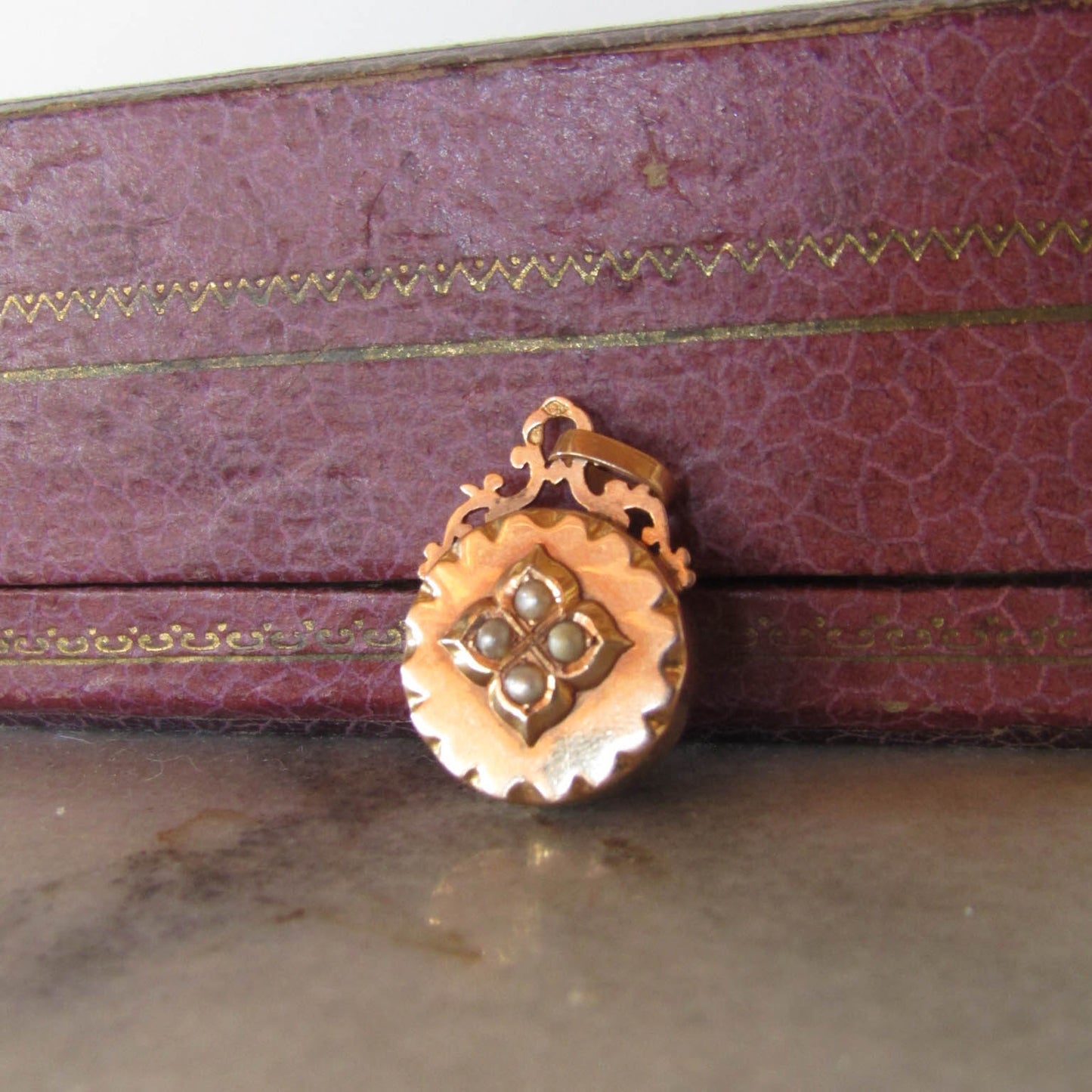 Antique Solid 18k Gold Edwardian Pendant