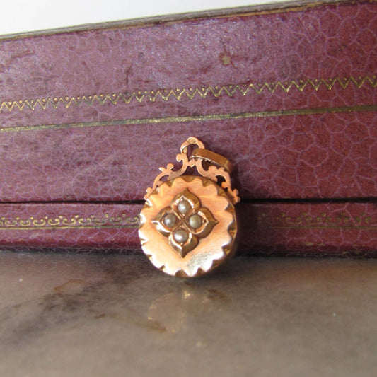 Antique Solid 18k Gold Edwardian Pendant