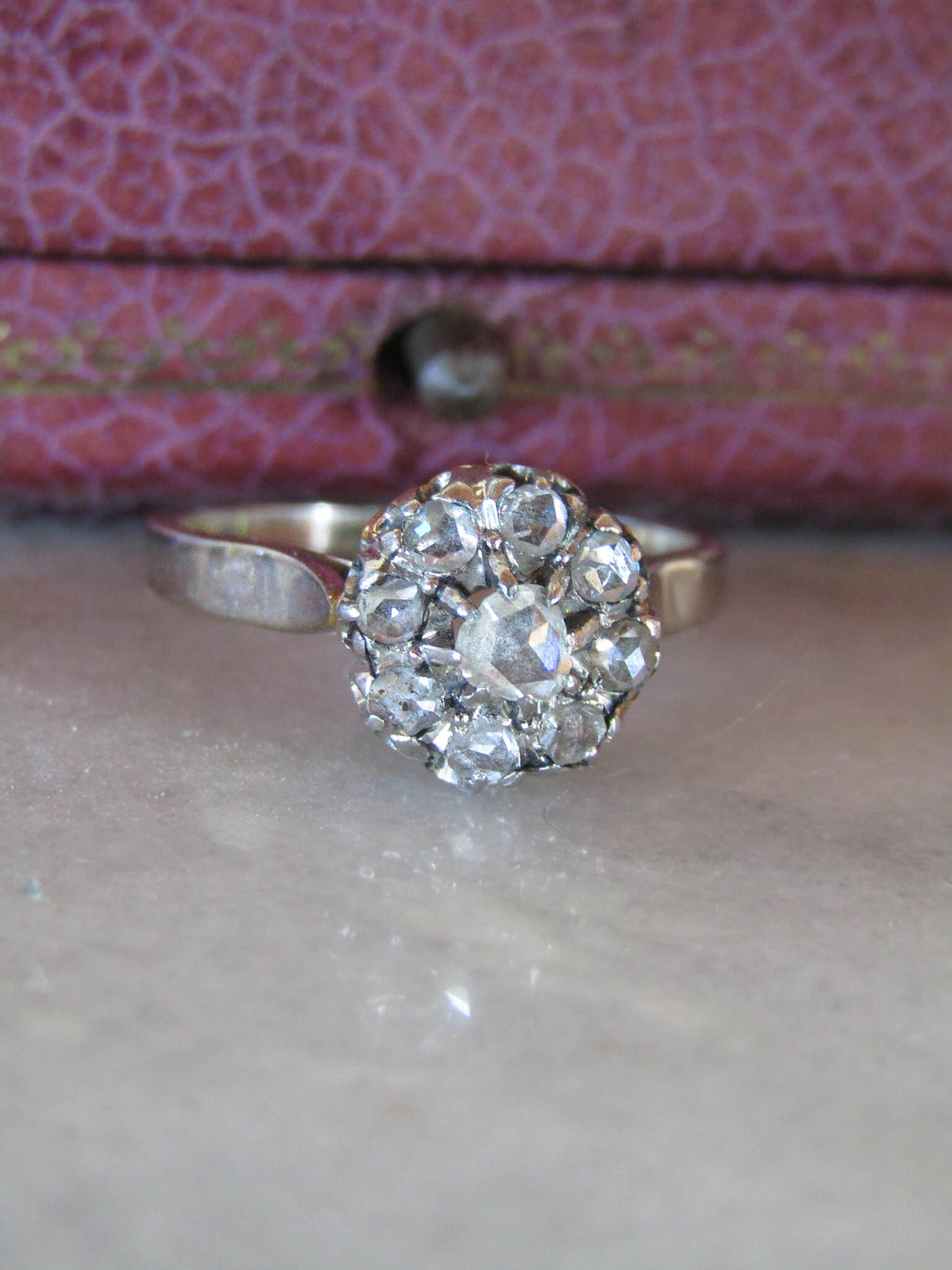 Antique 18K Solid Gold Rose Cut Diamond Daisy Ring c. 1900