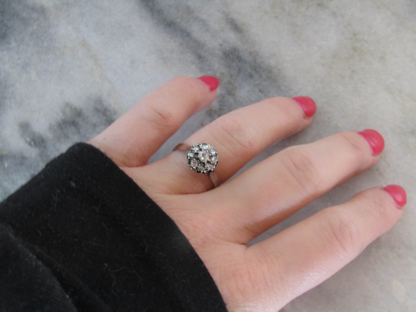Antique 18K Solid Gold Rose Cut Diamond Daisy Ring c. 1900
