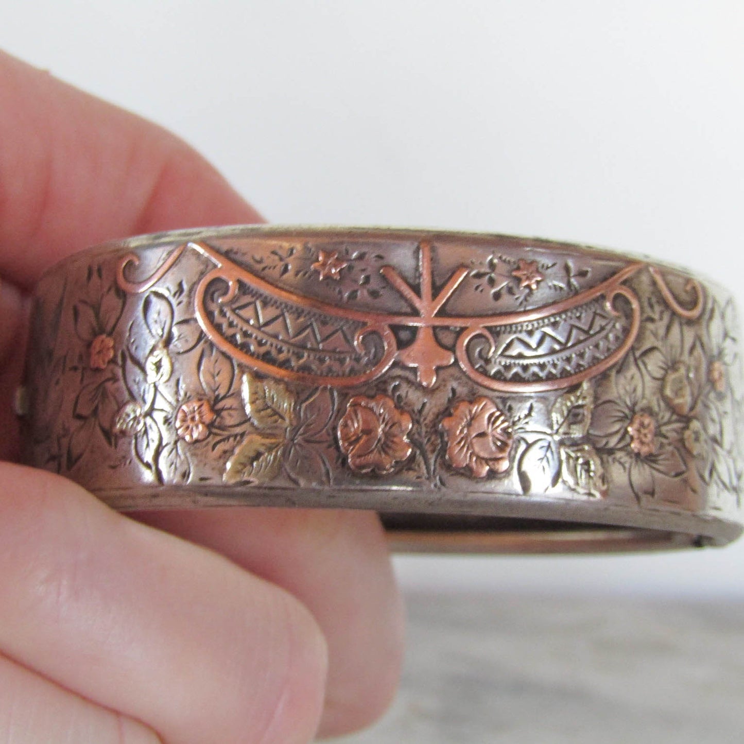 Antique Silver Victorian Bangle Bracelet