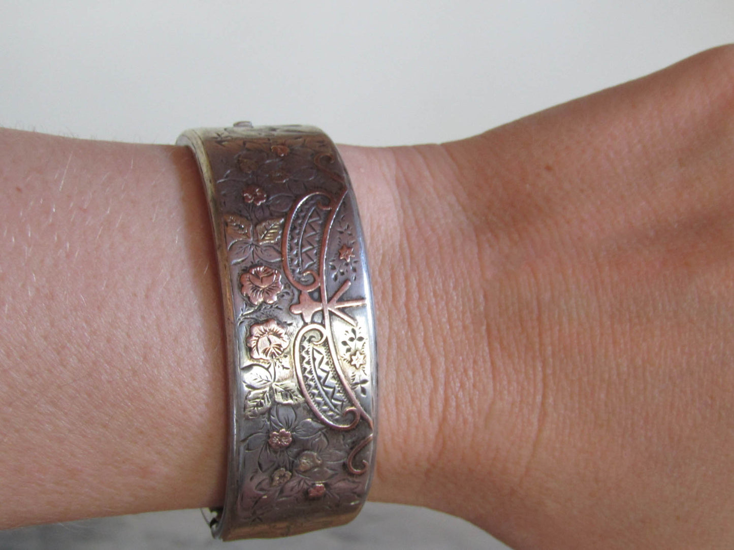 Antique Silver Victorian Bangle Bracelet