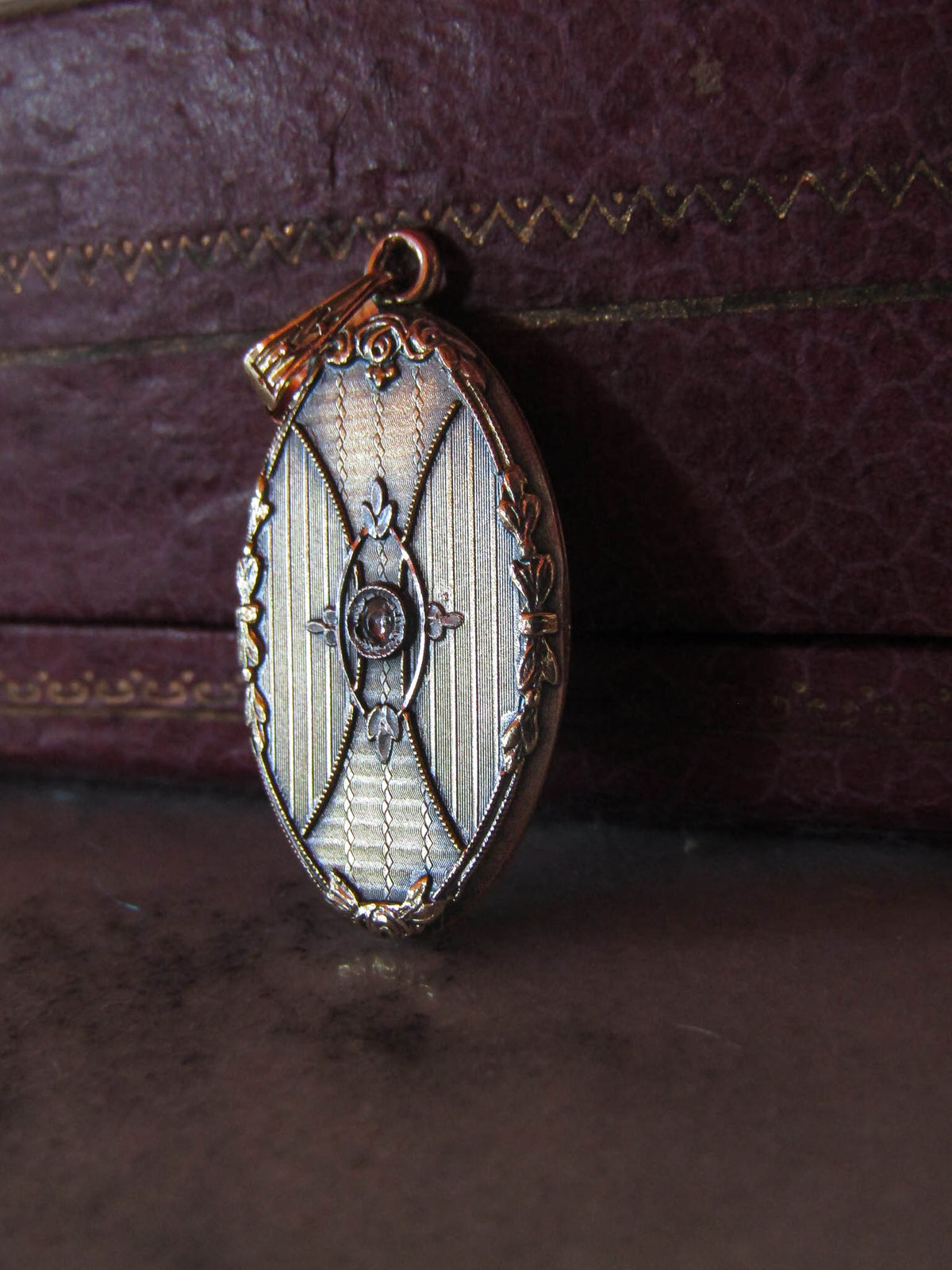 Antique 18K Solid Gold Edwardian Locket with Diamond c. 1900