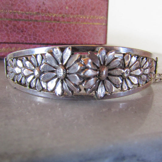 Antique Art Deco Silver Daisy Bangle Bracelet of French Origin
