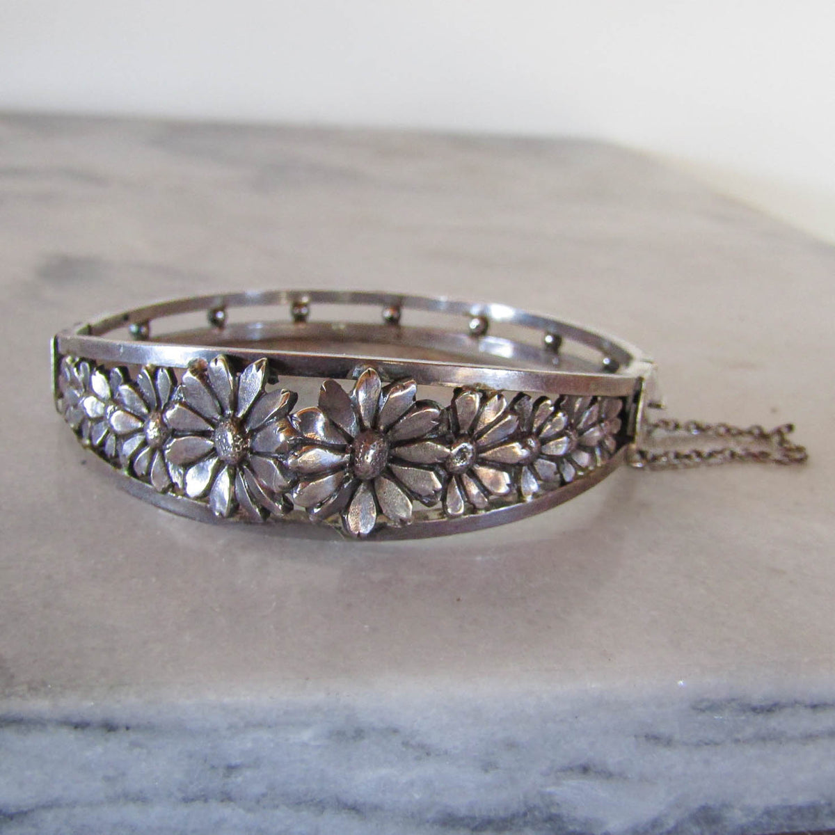 Antique Art Deco Silver Daisy Bangle Bracelet of French Origin