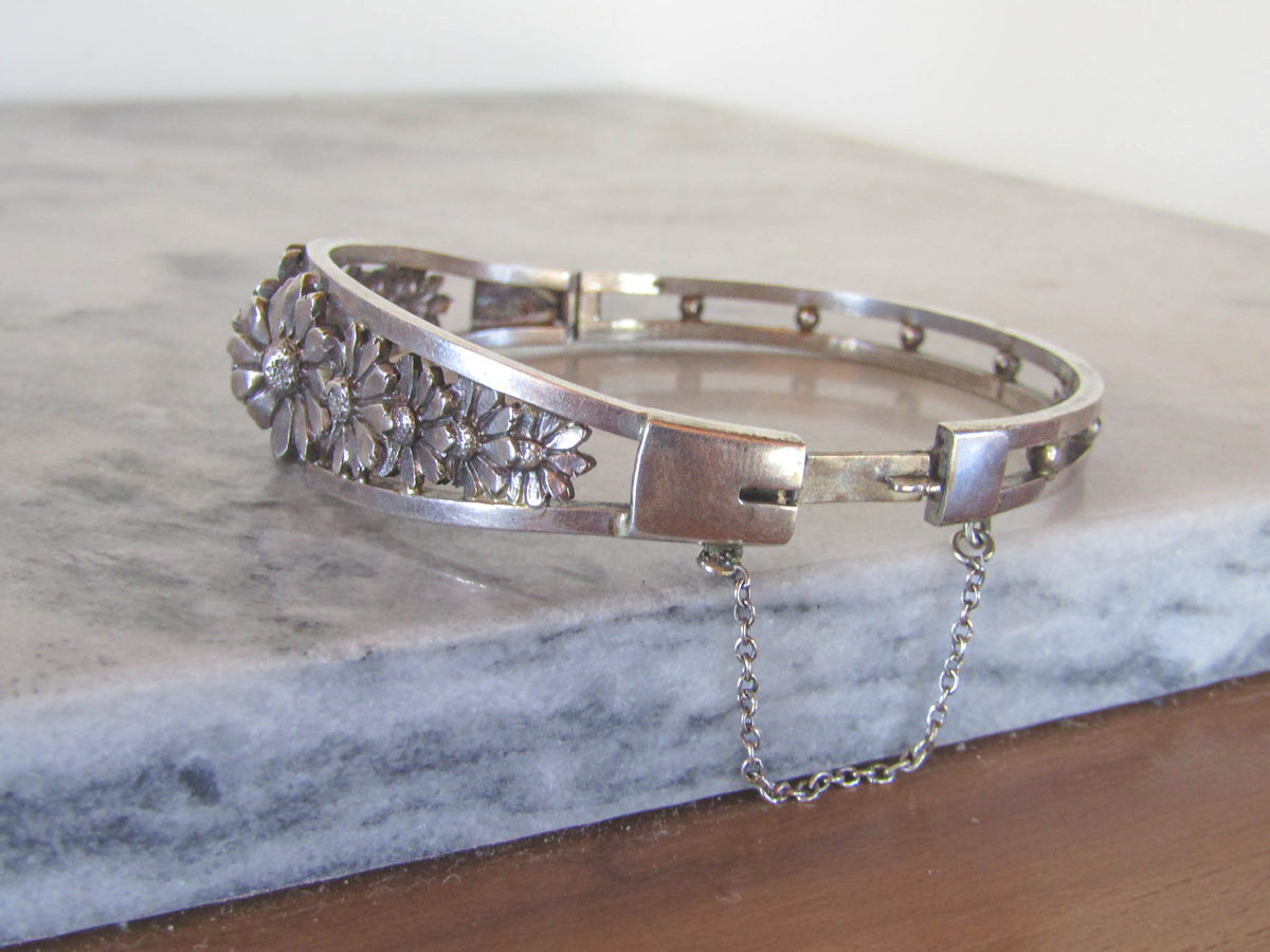 Antique Art Deco Silver Daisy Bangle Bracelet of French Origin