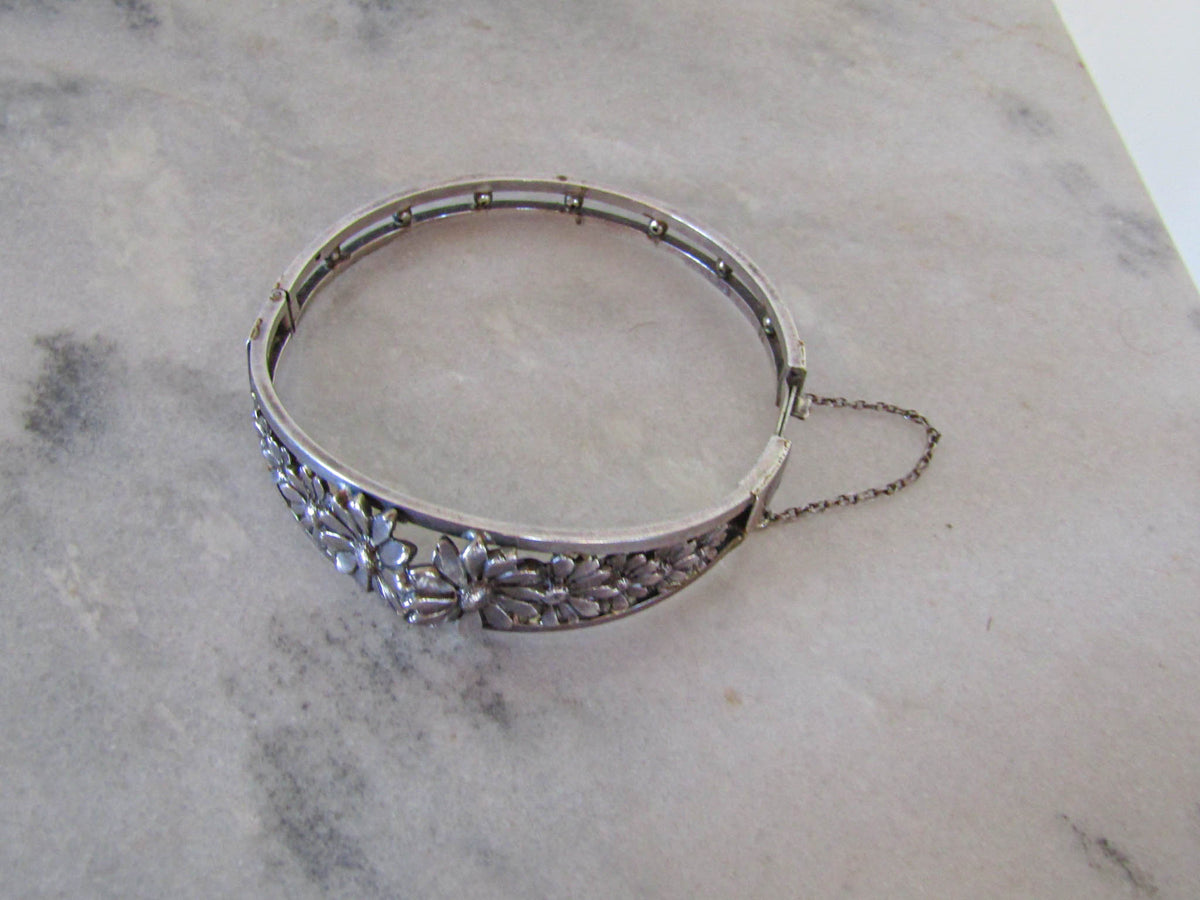 Antique Art Deco Silver Daisy Bangle Bracelet of French Origin