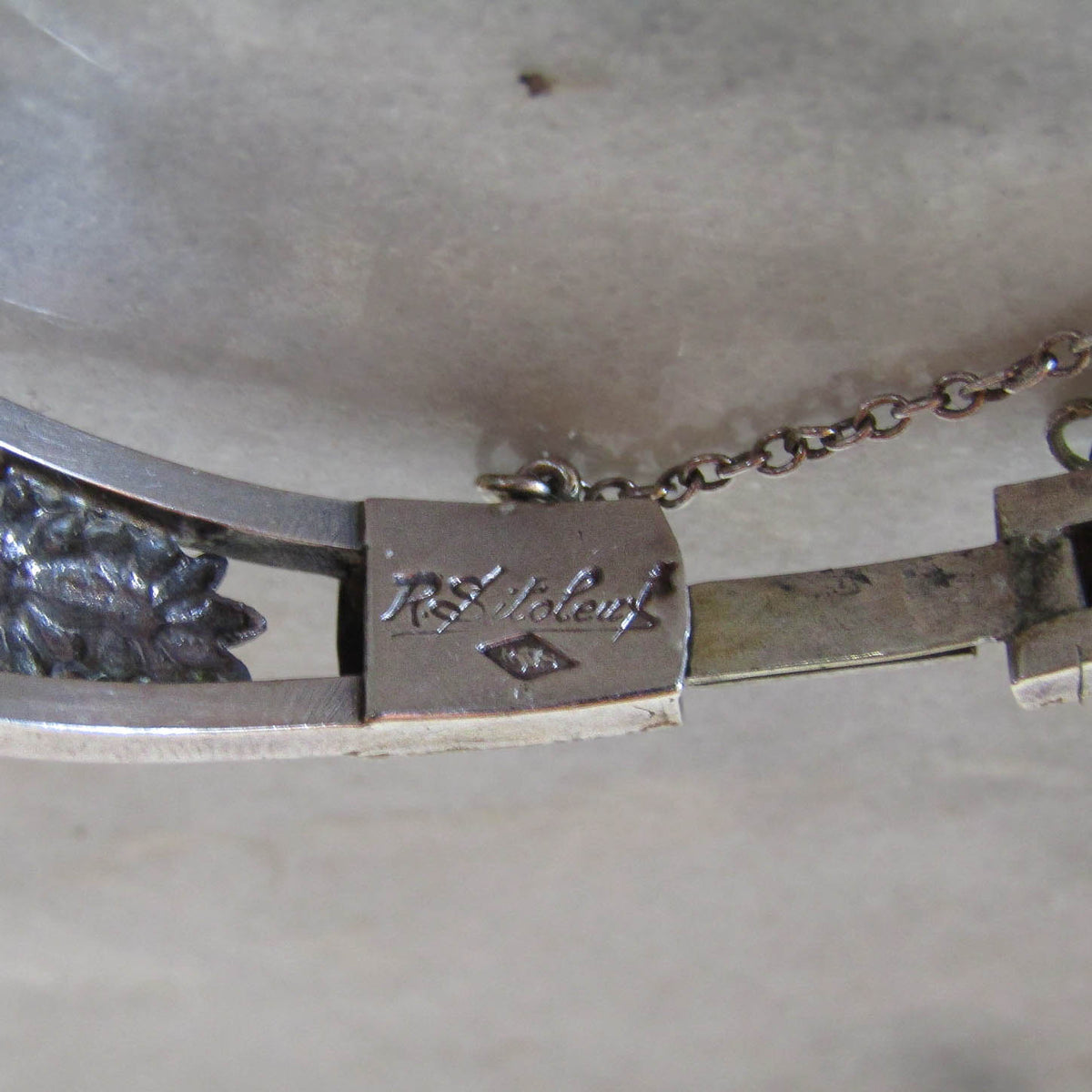 Antique Art Deco Silver Daisy Bangle Bracelet of French Origin
