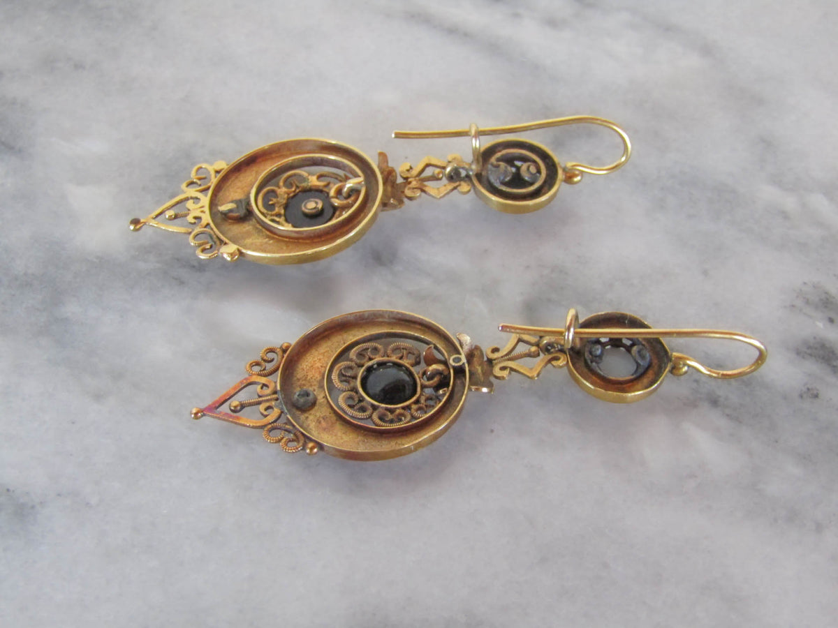 Antique 18K Gold Belle Epoque Onyx Drop Earrings of French Origin