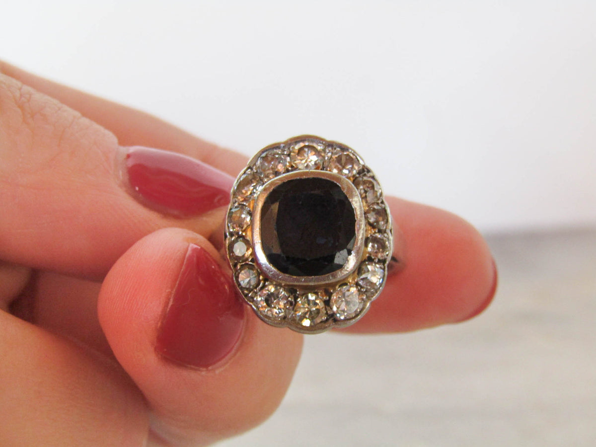 Antique Sapphire and Diamond Art Deco Pompadour Daisy Ring c. 1925