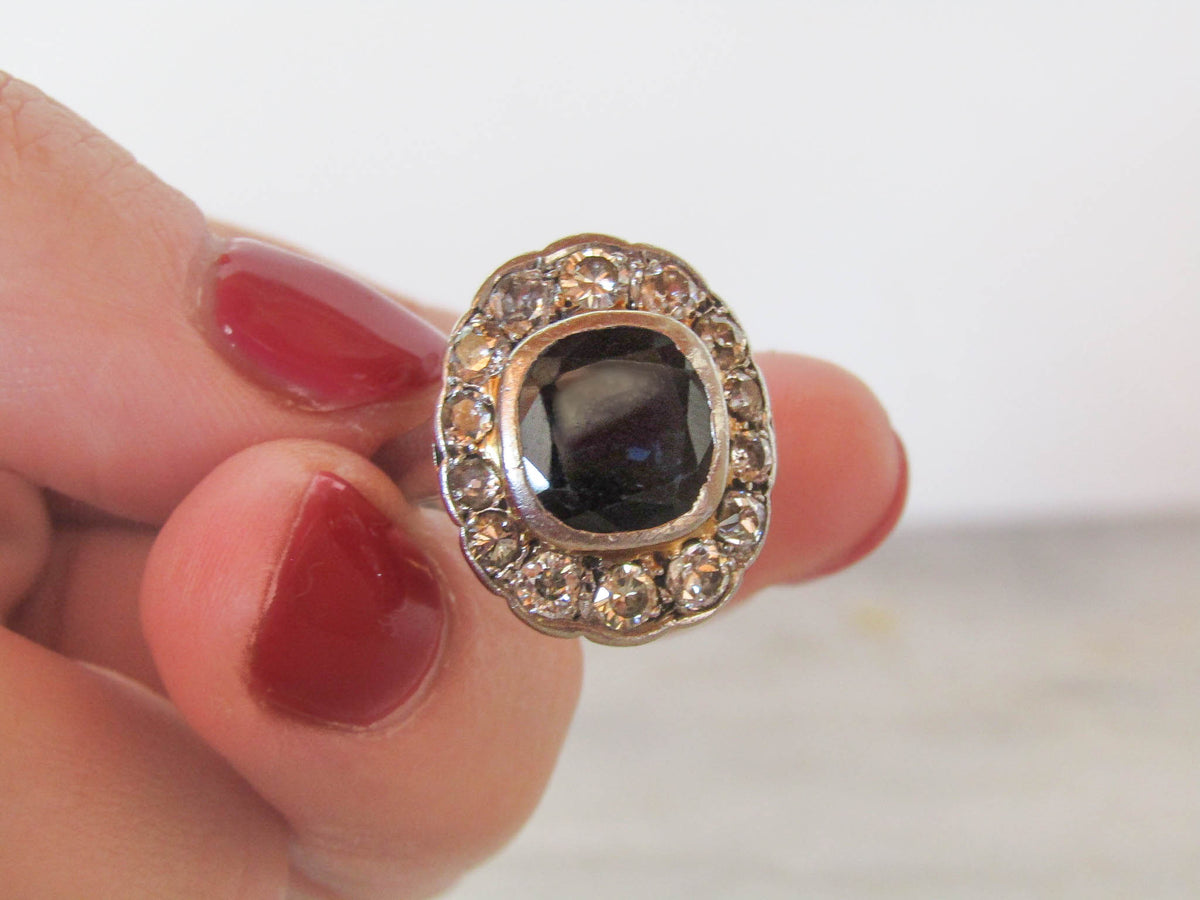 Antique Sapphire and Diamond Art Deco Pompadour Daisy Ring c. 1925