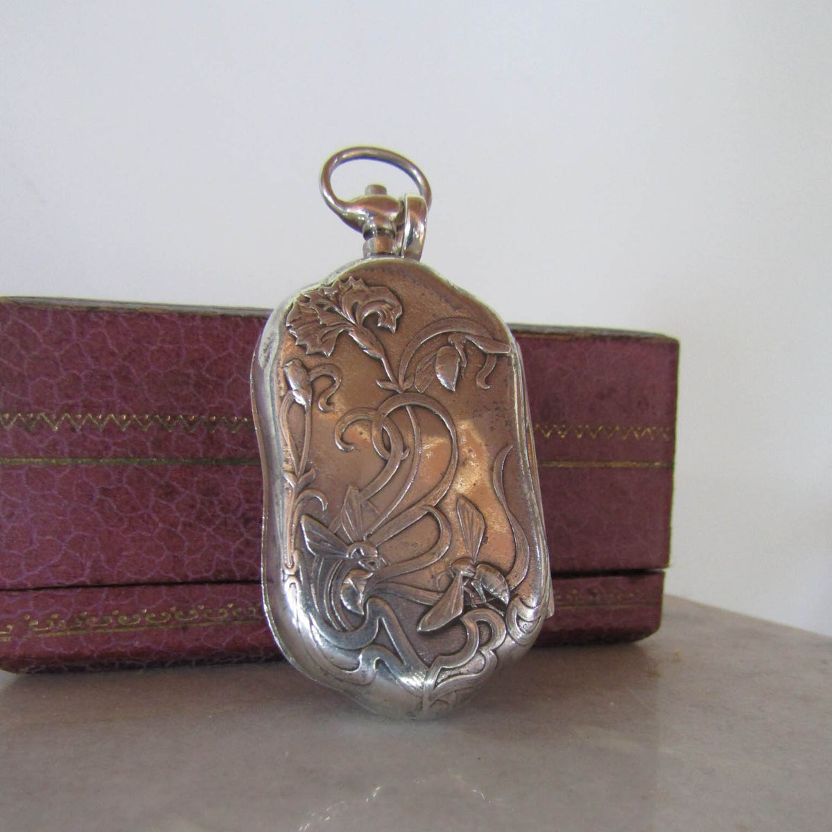Victorian 800 Silver Porte-Louis, Chased Art Nouveau Flowers