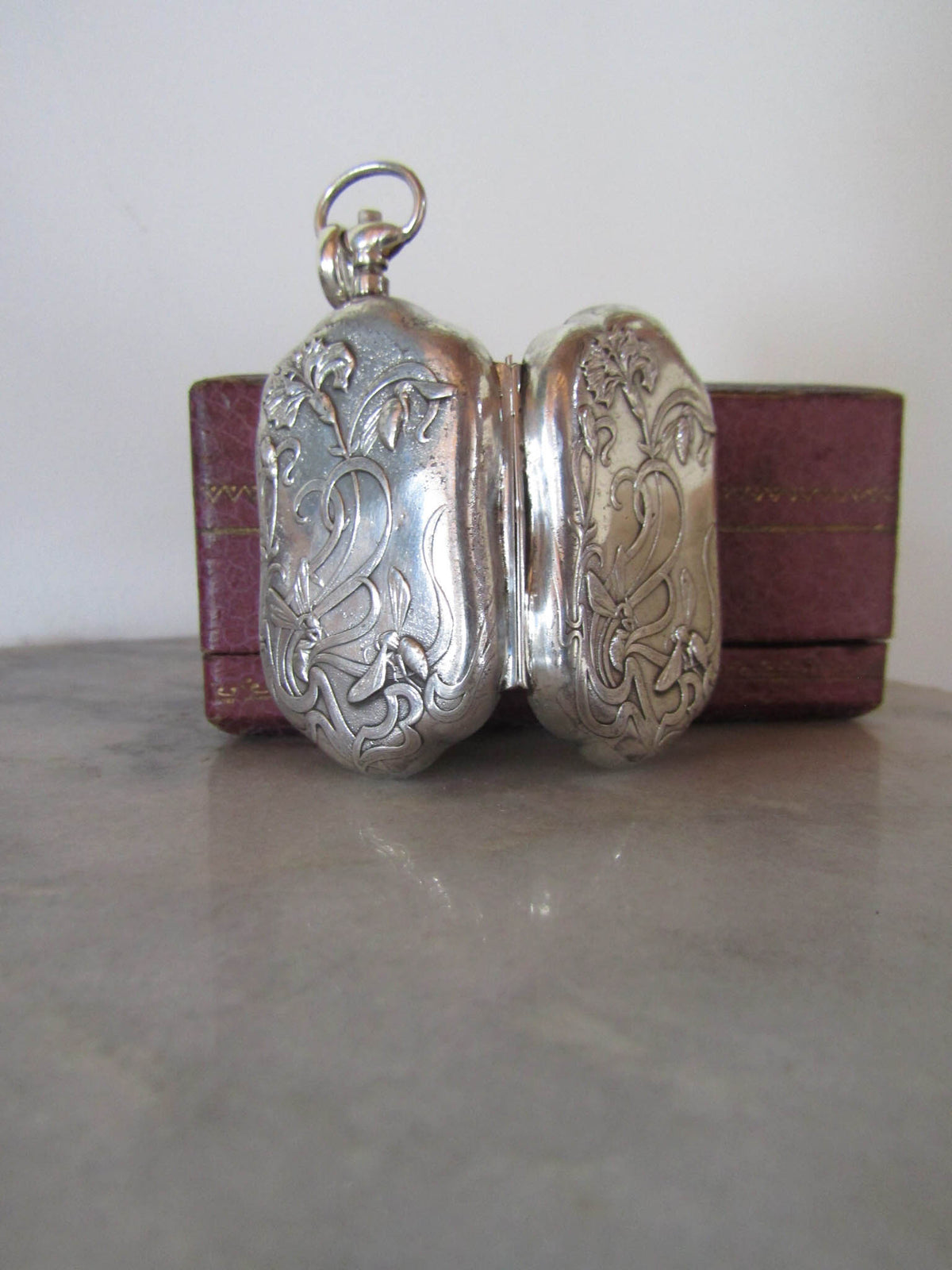 Victorian 800 Silver Porte-Louis, Chased Art Nouveau Flowers
