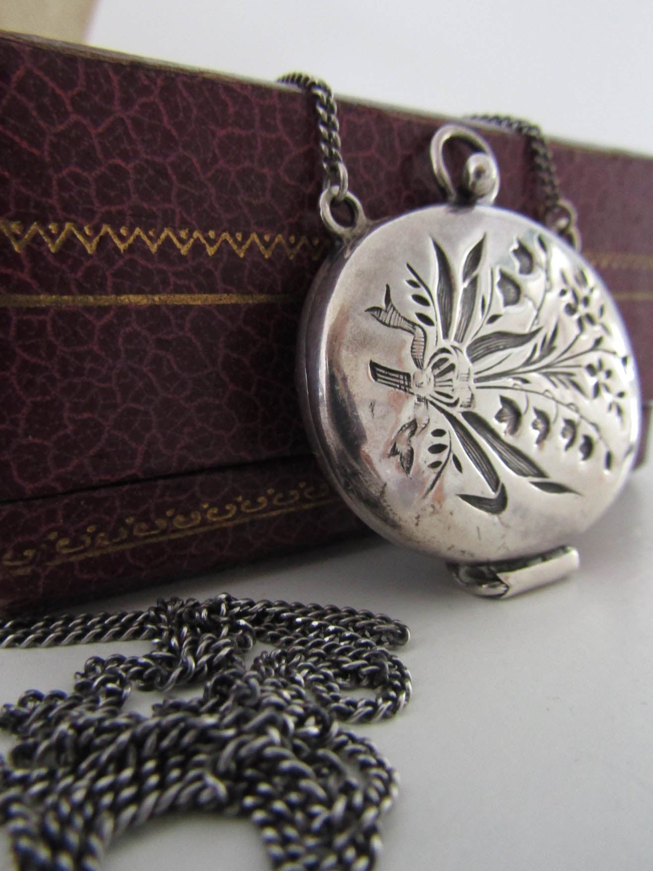 Art Nouveau Silver Necklace with Lilly of the Valley Locket Pendant c. 1900