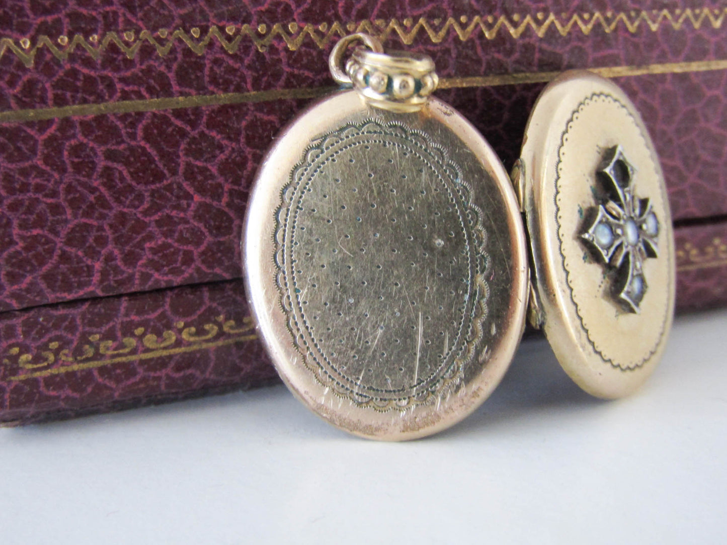 Victorian Gold Filled Locket with Interior Glass Partition, Antique French Mourning Locket Pendant