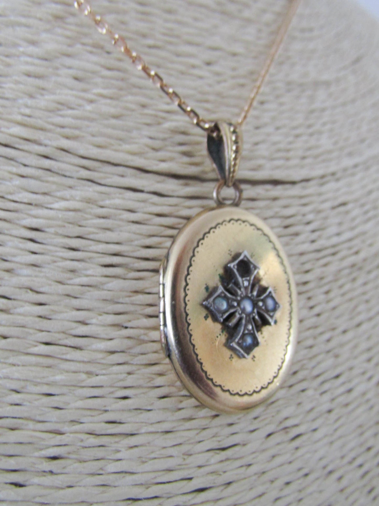 Victorian Gold Filled Locket with Interior Glass Partition, Antique French Mourning Locket Pendant