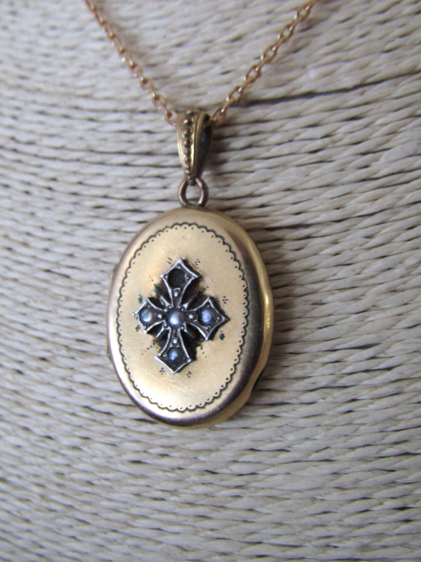 Victorian Gold Filled Locket with Interior Glass Partition, Antique French Mourning Locket Pendant