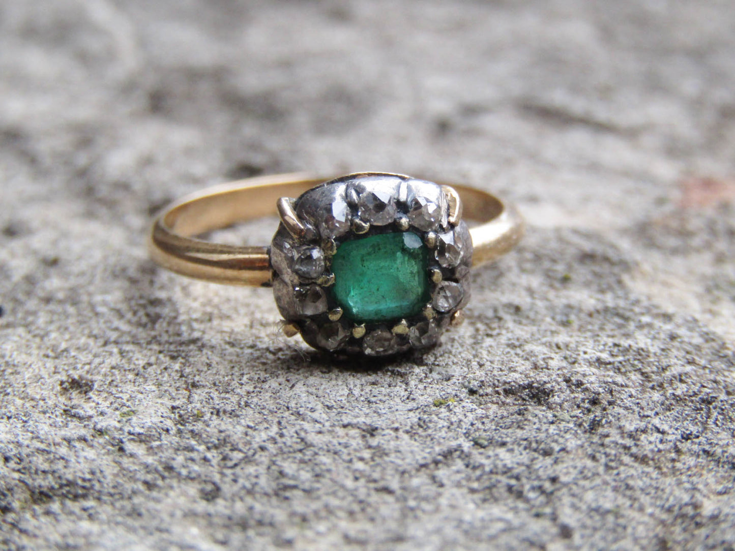 Antique Emerald and Diamond 18k Gold French Ring, XIX century table cut Emerald cluster ring Napoleon III