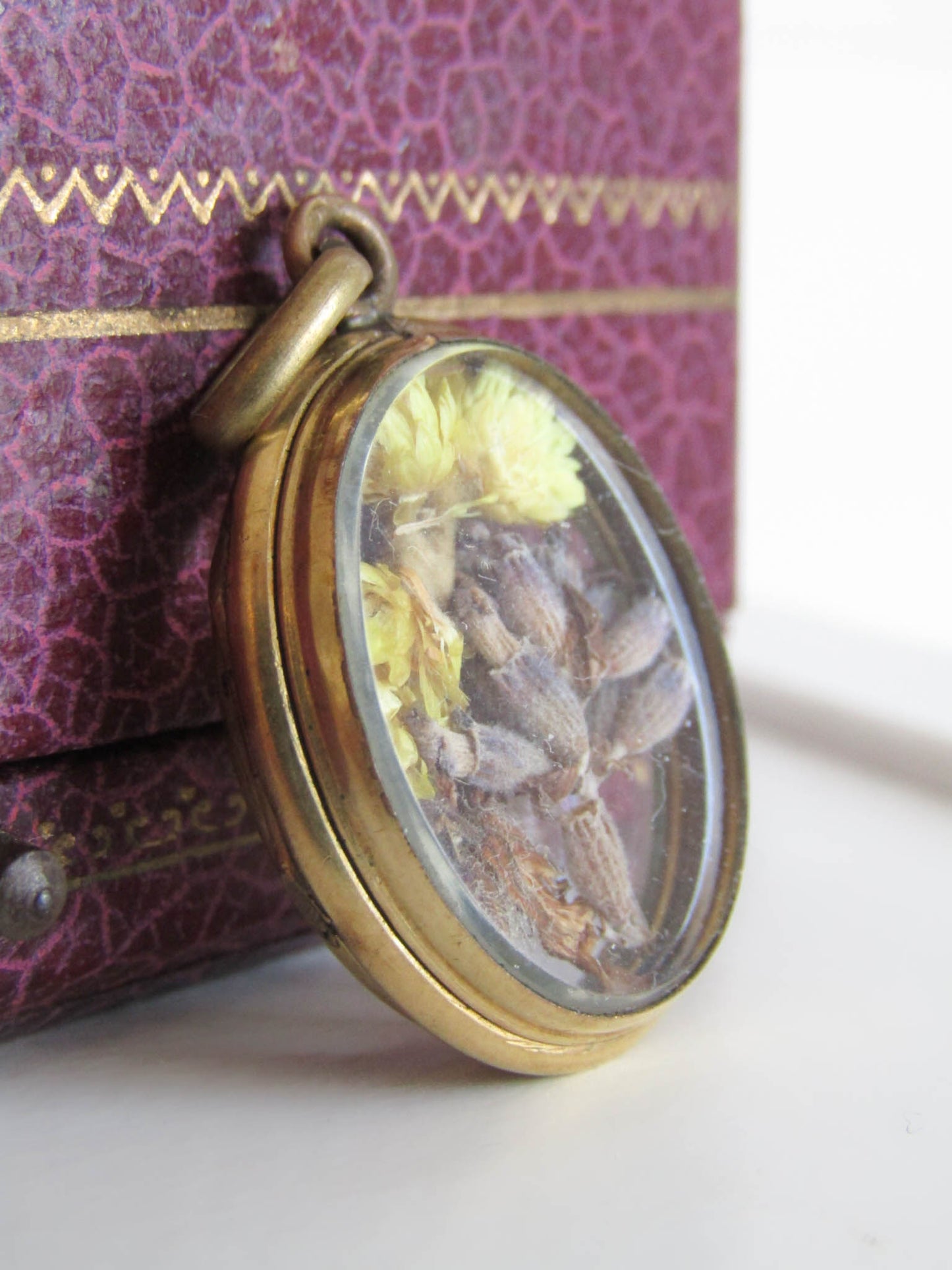 Victorian Gold Filled Shaker Locket with Dried Flowers, Antique French Gold Shaker Locket