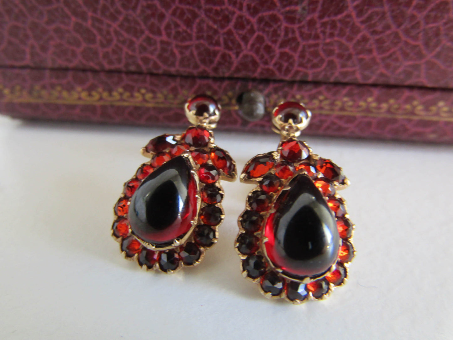 14K Gold and Garnet Antique Style Screw Back Earrings, Vintage Gold Drop Earrings