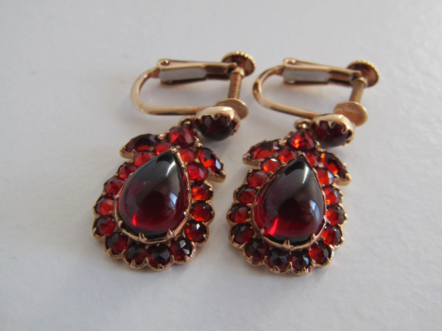 14K Gold and Garnet Antique Style Screw Back Earrings, Vintage Gold Drop Earrings