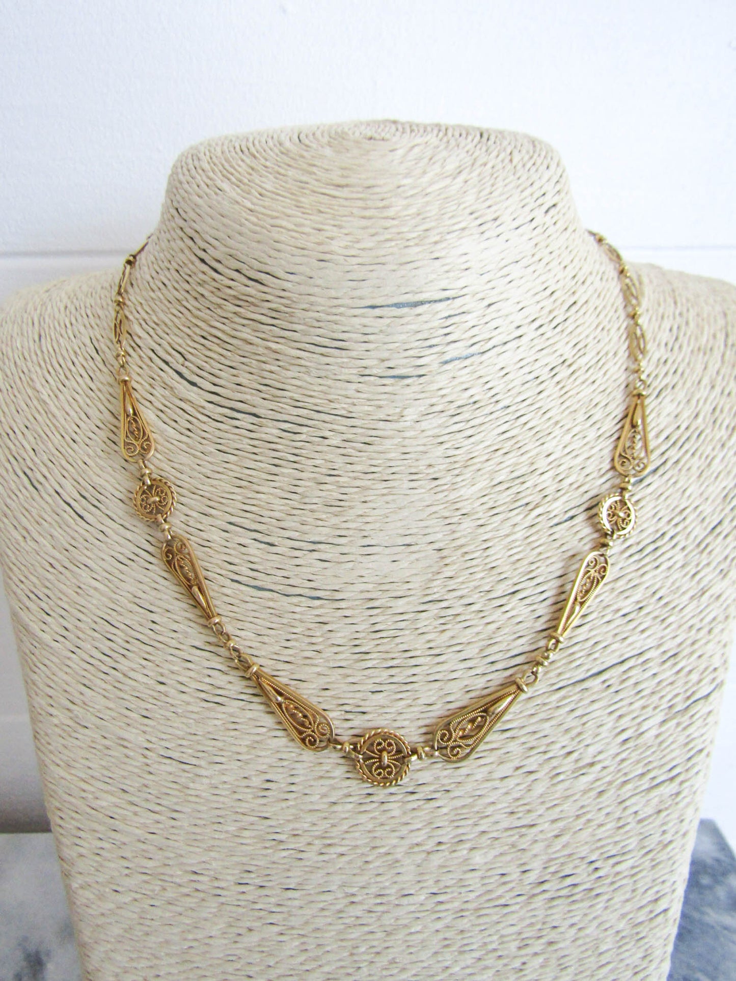 RARE 18k Solid Gold Victorian Filigree Necklace, Antique French Belle Epoque Chain c. 1890 (16 g)