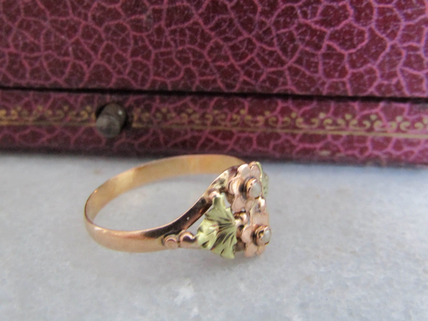 Napoleon III 18k Gold ring with Natural Pearls, Antique French Victorian Ring