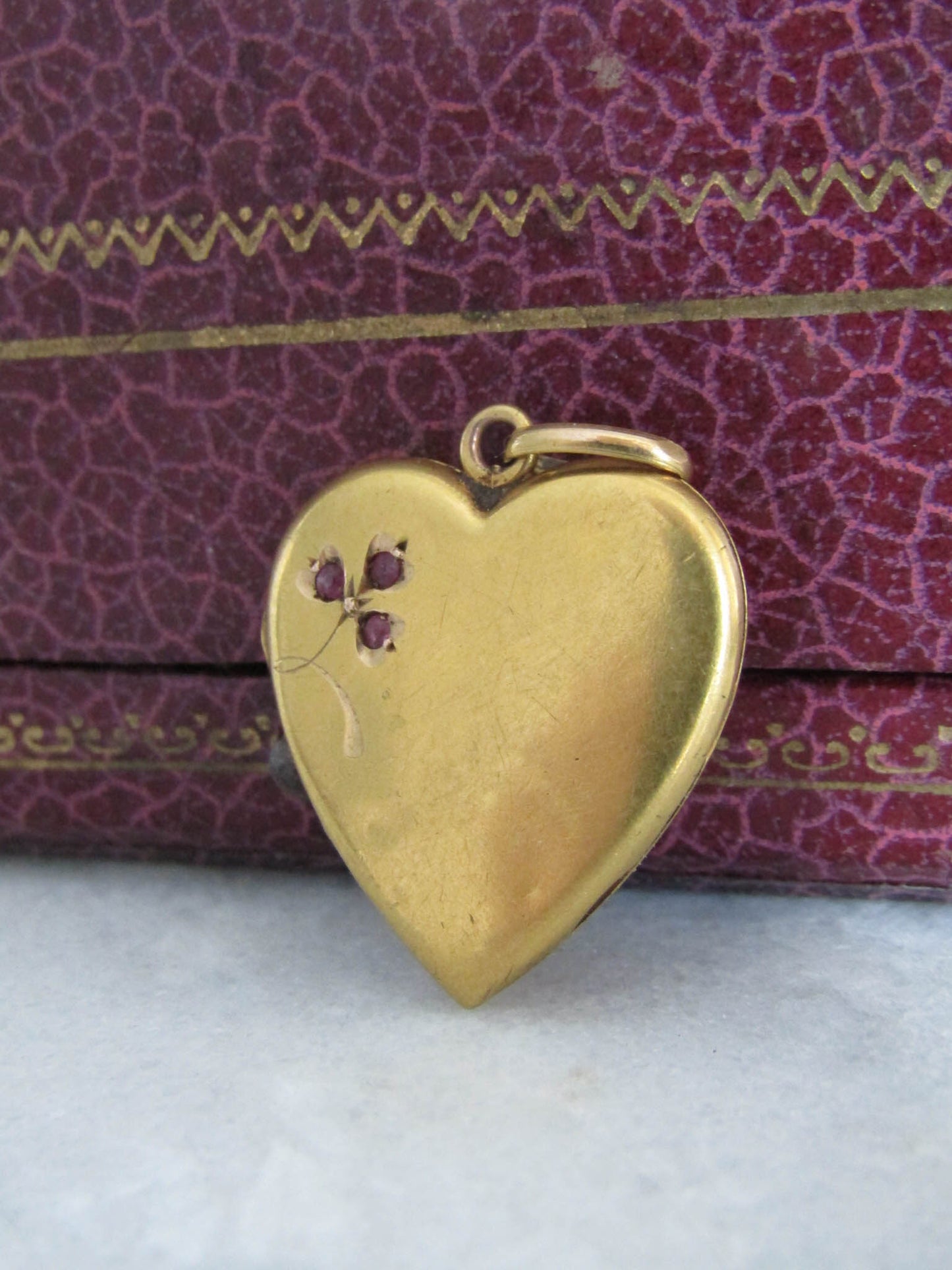 18K RUBY Clover Heart Locket, Antique French Sentimental Edwardian Locket c. 1900