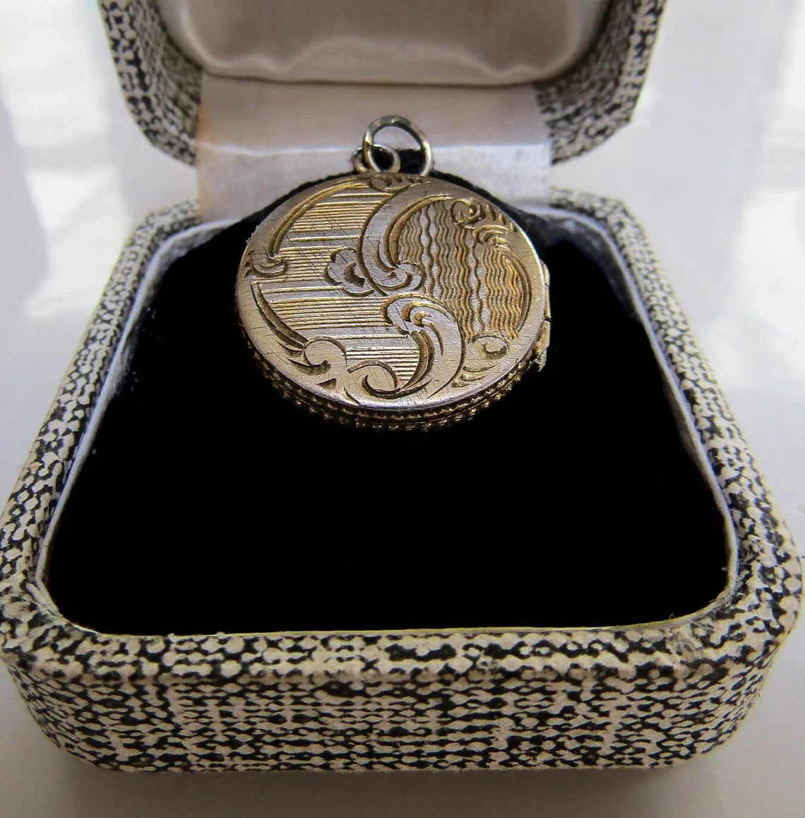 Antique French Guilloche Art Nouveau Pendant Locket c. 1900